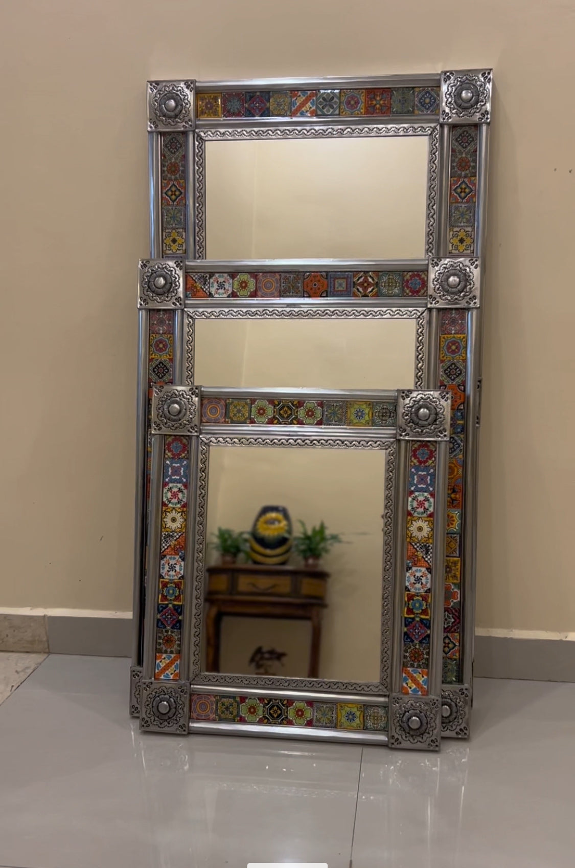 Mirror 72 x 61